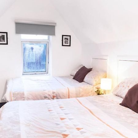 Apartment Up To 9 Close To Centre, Big Tv And Wifi Кардифф Экстерьер фото
